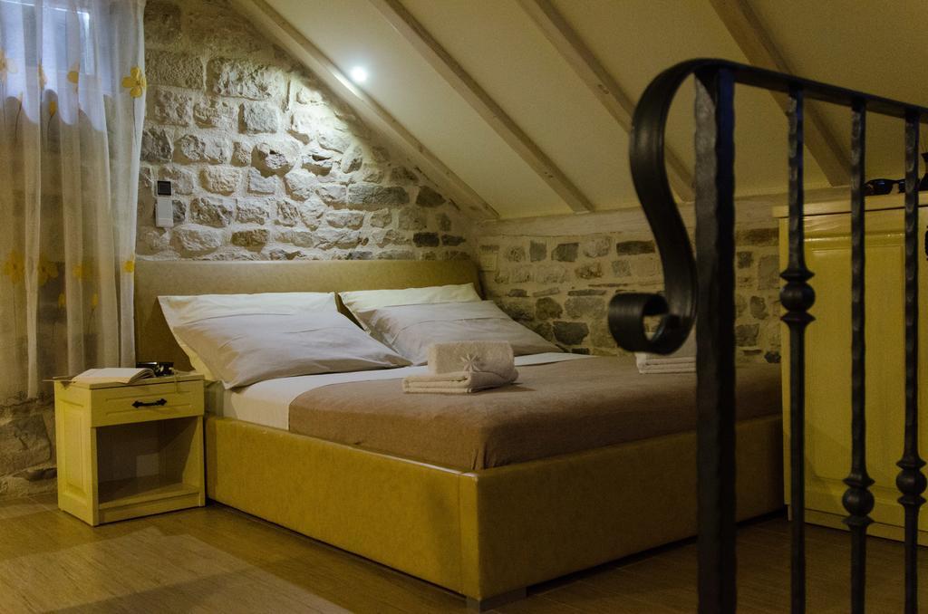 Apartments Kaja トロギール 部屋 写真