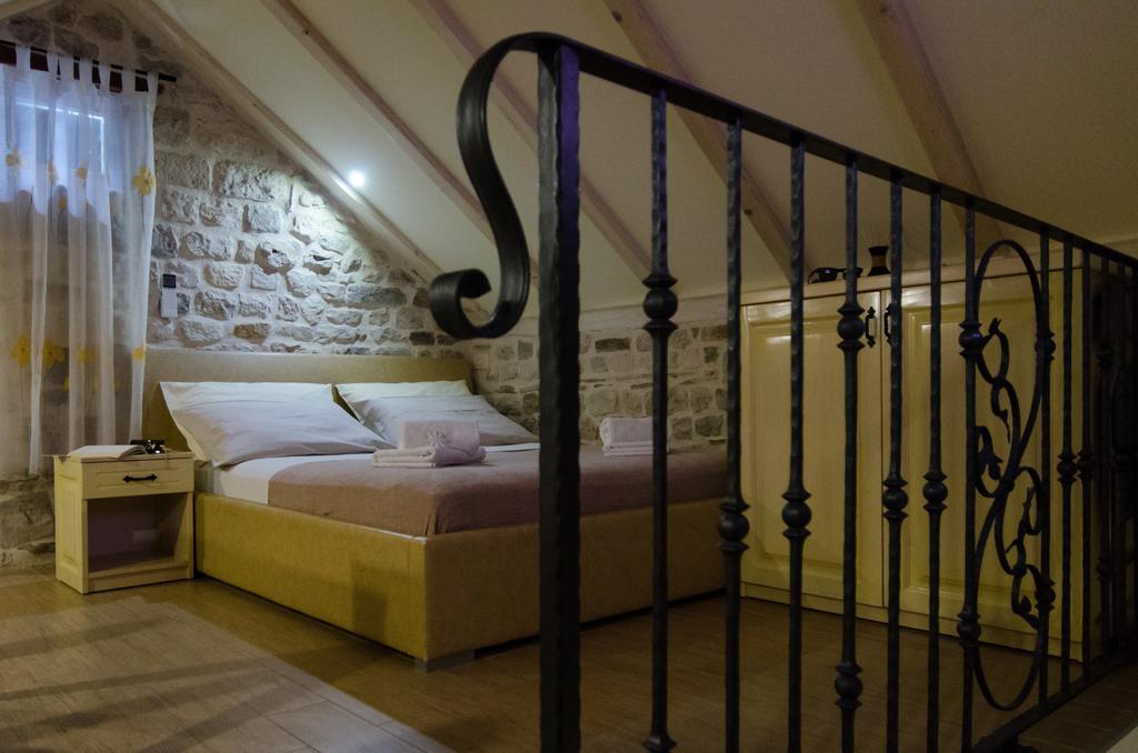 Apartments Kaja トロギール 部屋 写真