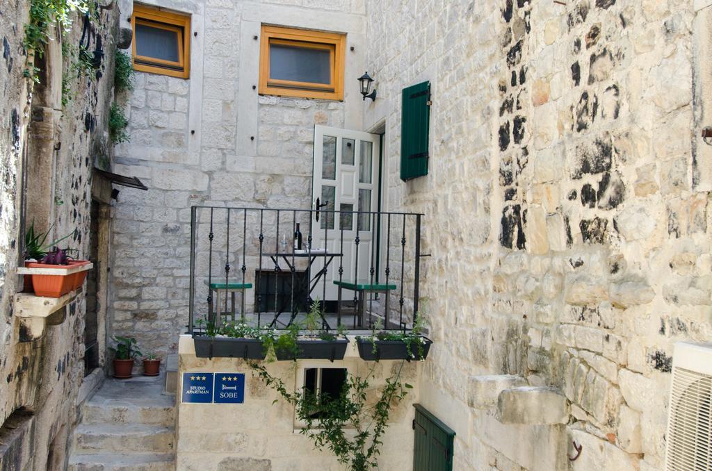 Apartments Kaja トロギール 部屋 写真