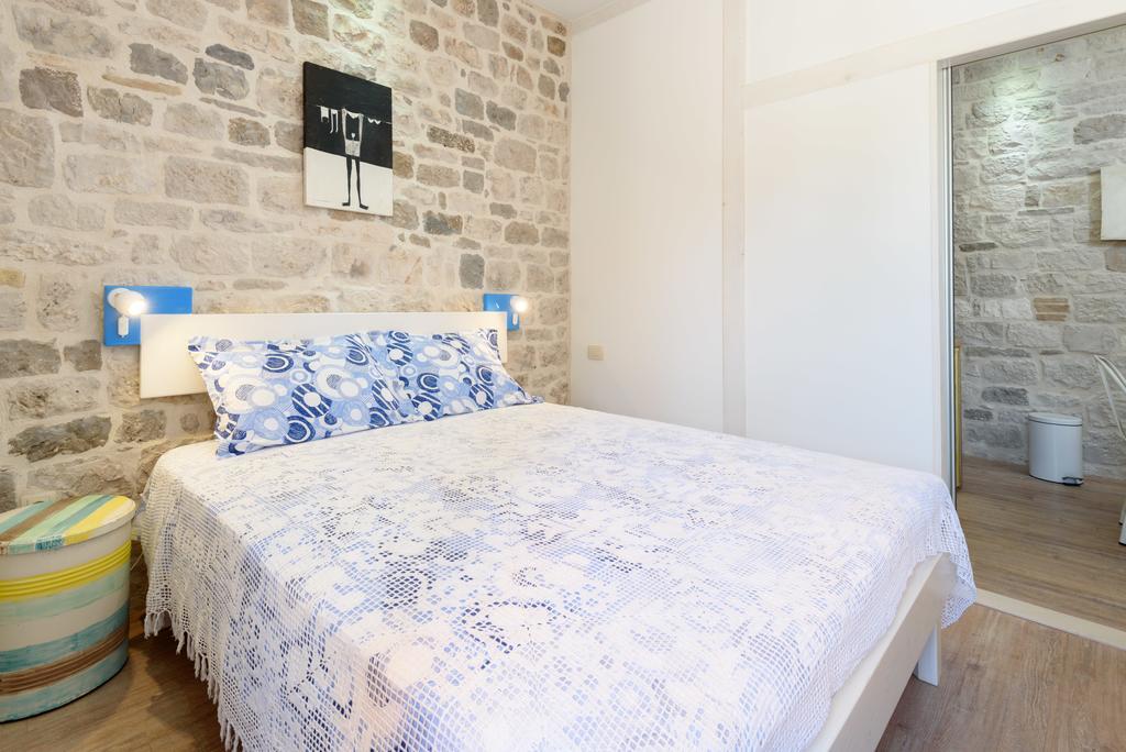 Apartments Kaja トロギール エクステリア 写真