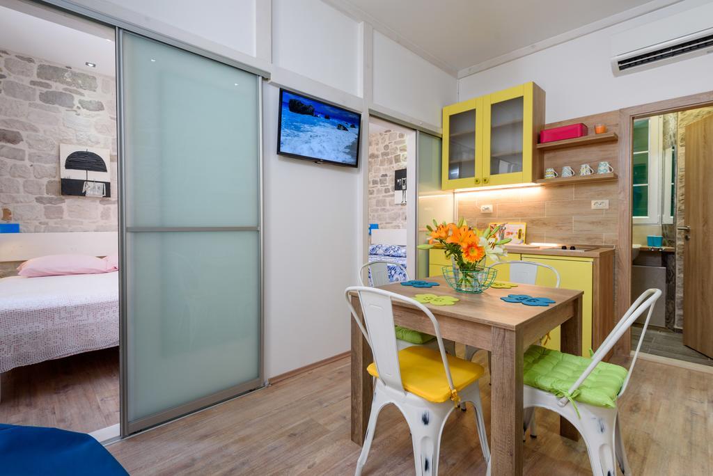 Apartments Kaja トロギール エクステリア 写真
