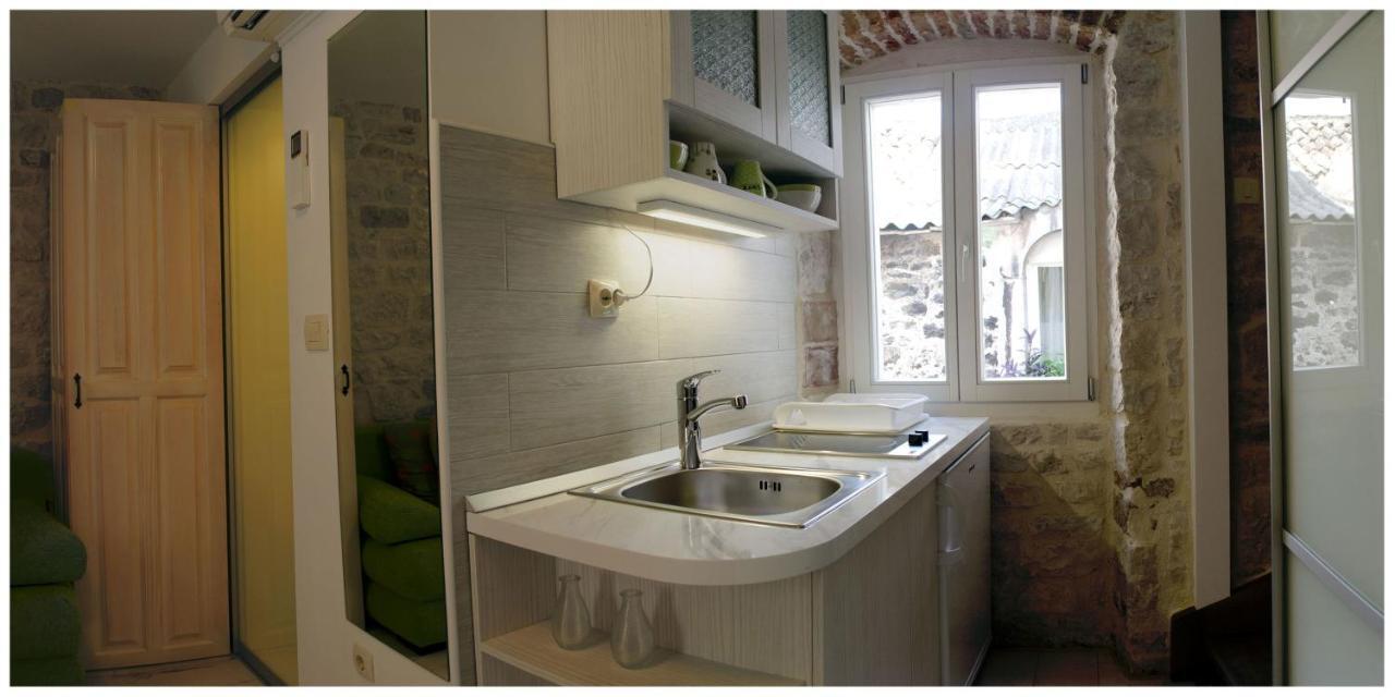 Apartments Kaja トロギール 部屋 写真